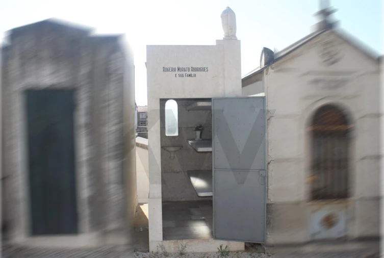 Prédio para Venda em Campo de Ourique Foto 3