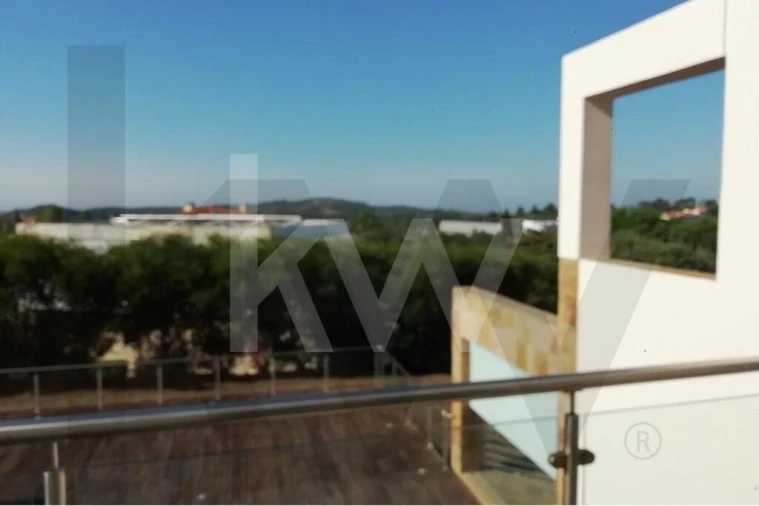 Moradia T4 para Venda em Queluz e Belas Foto 28