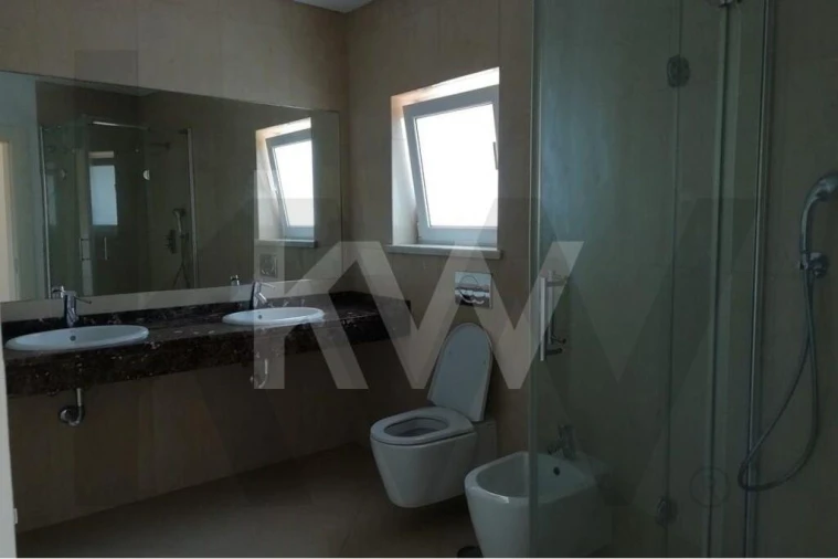 Moradia T4 para Venda em Queluz e Belas Foto 24