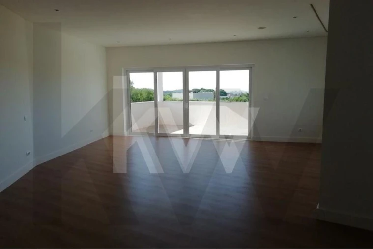 Moradia T4 para Venda em Queluz e Belas Foto 17