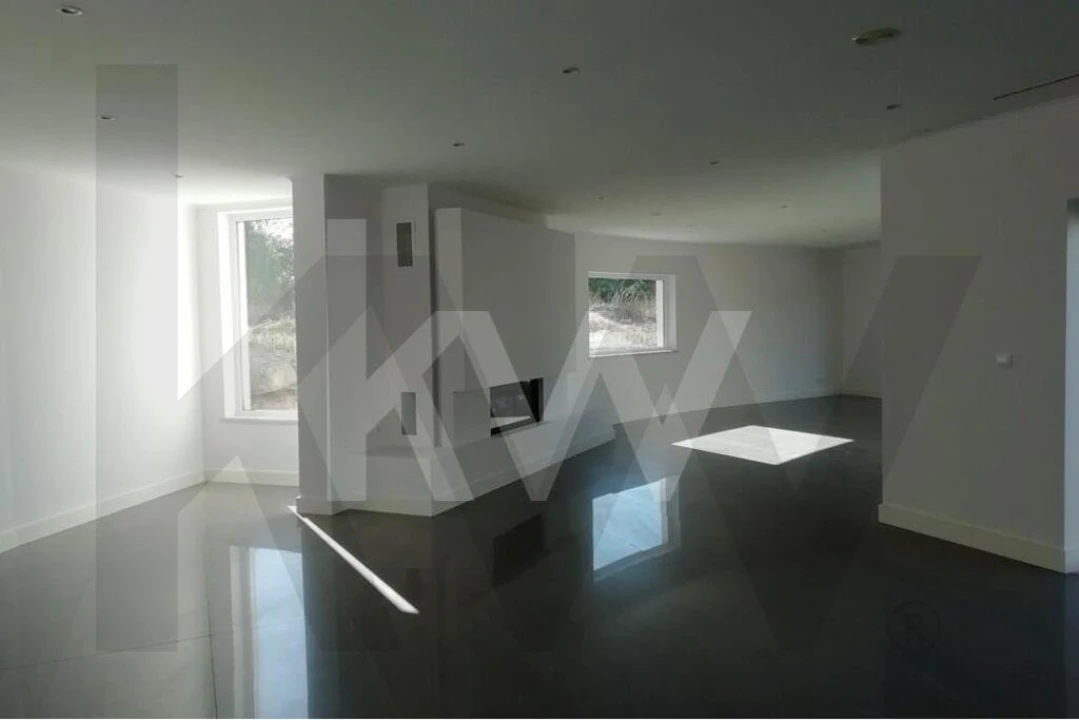 Moradia T4 para Venda em Queluz e Belas Foto 10