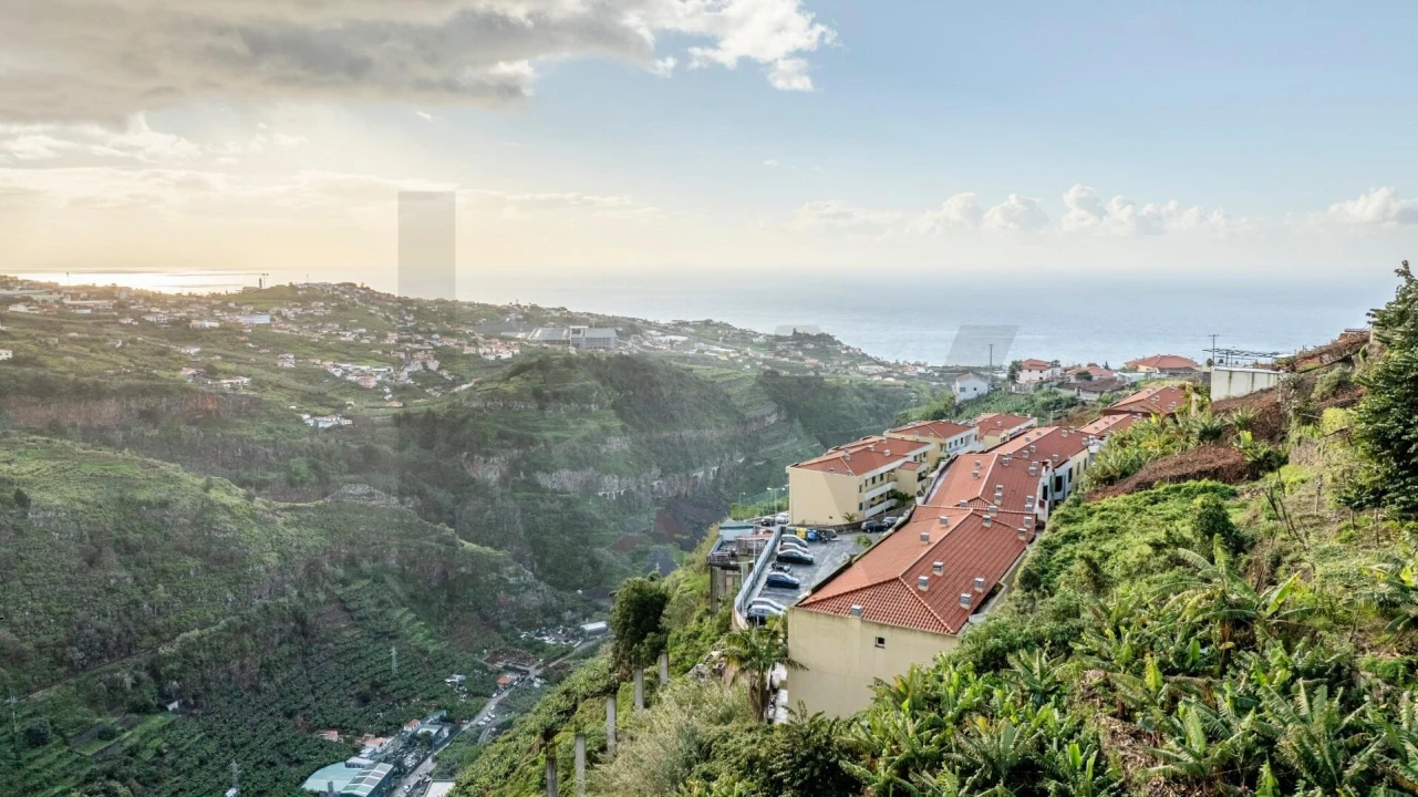 Apartamento T2 para Venda em Estreito de Camara de Lobos Foto 18