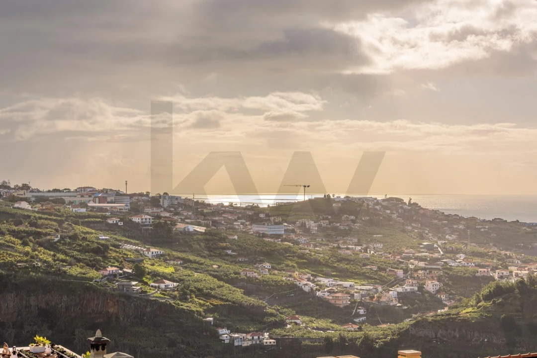 Apartamento T2 para Venda em Estreito de Camara de Lobos Foto 20