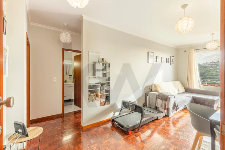 Apartamento T2 para Venda em Estreito de Camara de Lobos Foto 3