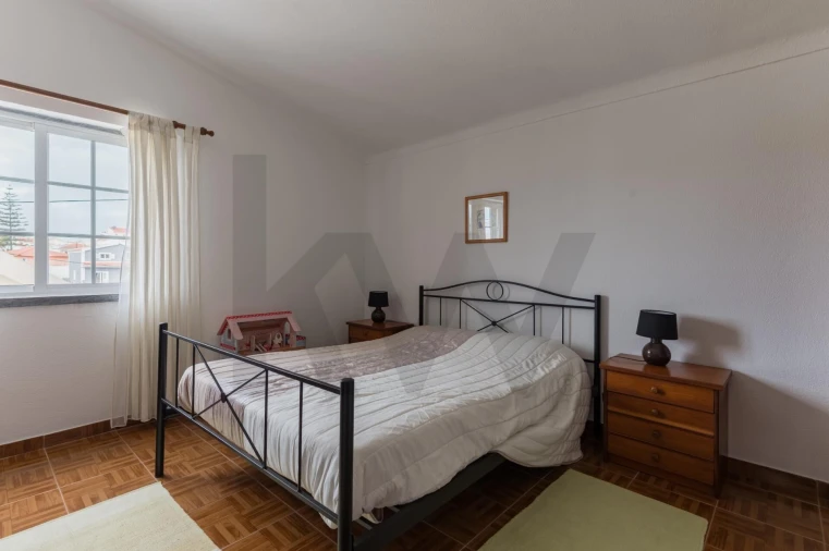 Moradia T5 para Arrendamento em Charneca de Caparica e Sobreda Foto 27