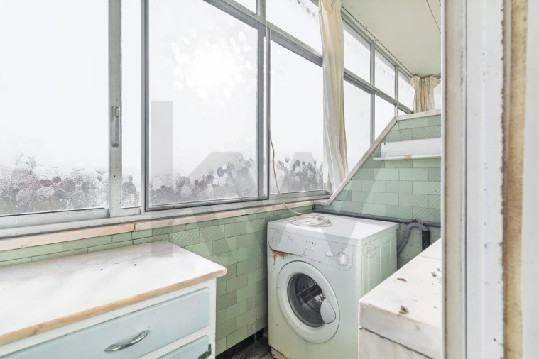 Moradia T6 para Venda em Porto Salvo Foto 39