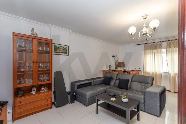 Apartamento T3 para Venda em Rio de Mouro Foto 20