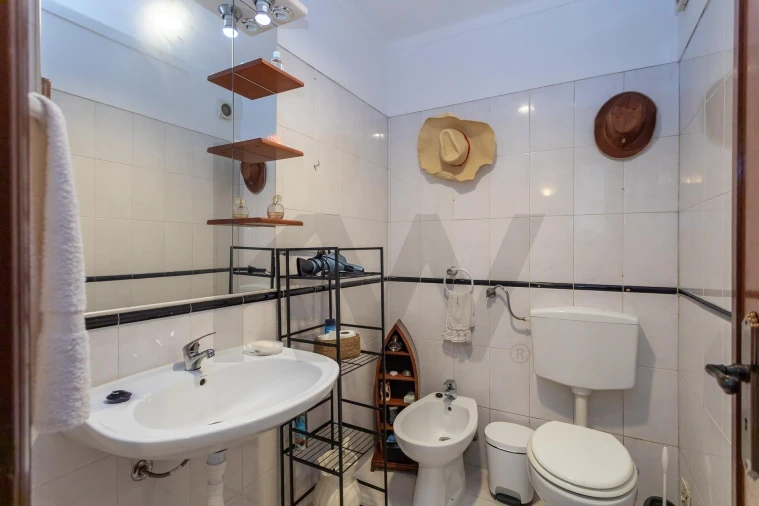 Apartamento T3 para Venda em Rio de Mouro Foto 13