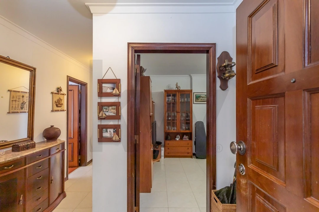 Apartamento T3 para Venda em Rio de Mouro Foto 19