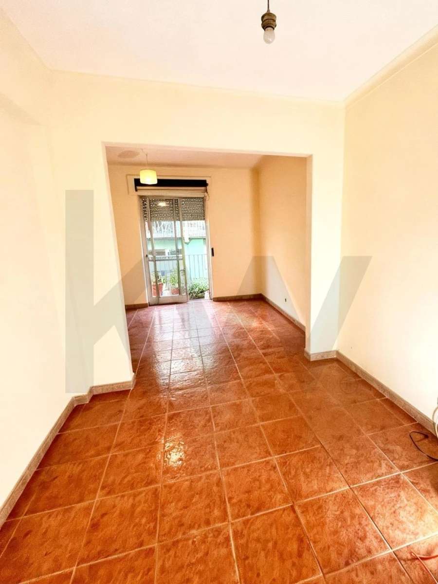 Apartamento T1 para Venda em Laranjeiro e Feijó Foto 6