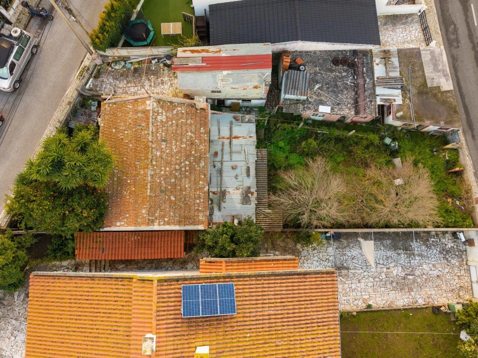 Moradia T2 para Venda em Carnaxide e Queijas Foto 7