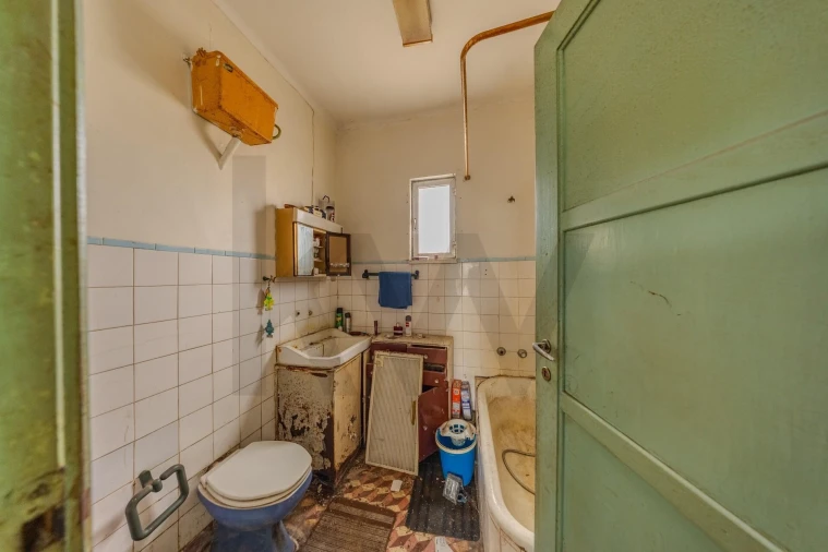 Moradia T2 para Venda em Carnaxide e Queijas Foto 18