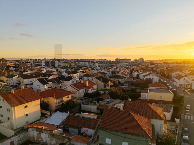 Moradia T2 para Venda em Carnaxide e Queijas Foto 11