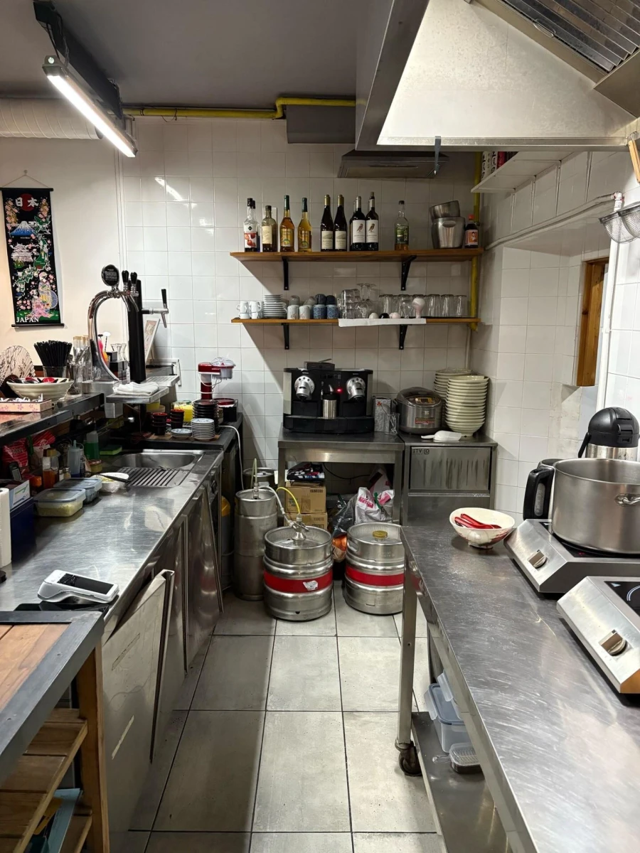 Loja para Arrendamento em Alcantara Foto 8