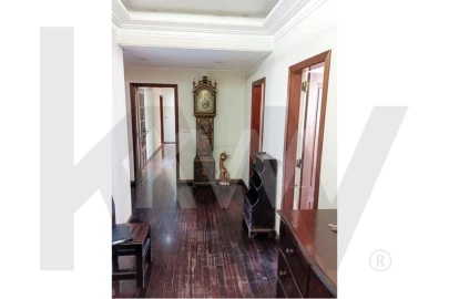 Apartamento T4 para Venda em Areeiro