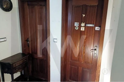 Apartamento T4 para Venda em Areeiro