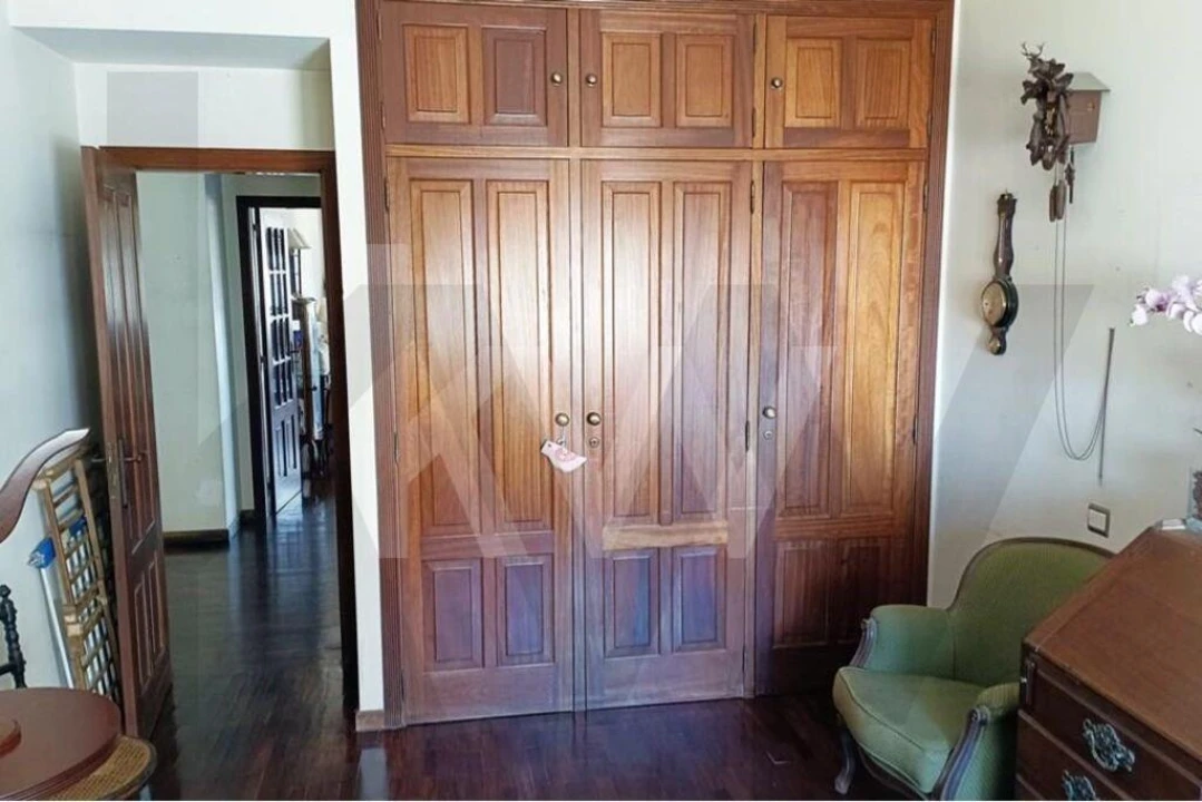 Apartamento T4 para Venda em Areeiro Foto 11