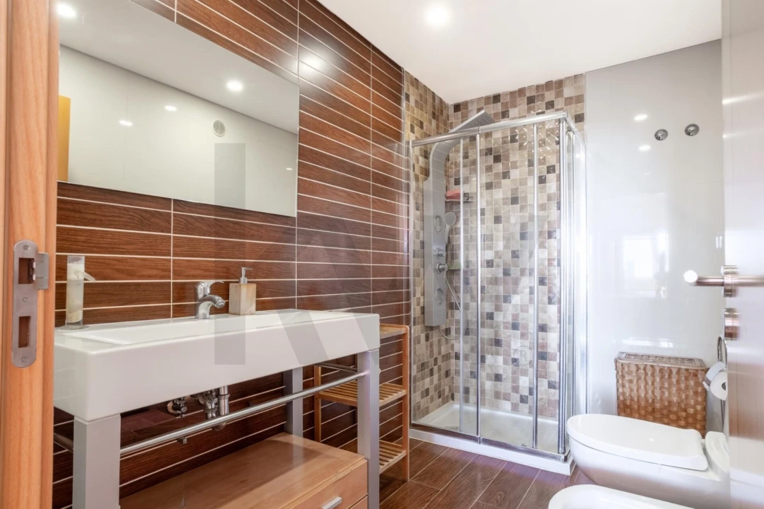 Apartamento T3 para Venda em Póvoa de Santa Iria e Forte da Casa Foto 14