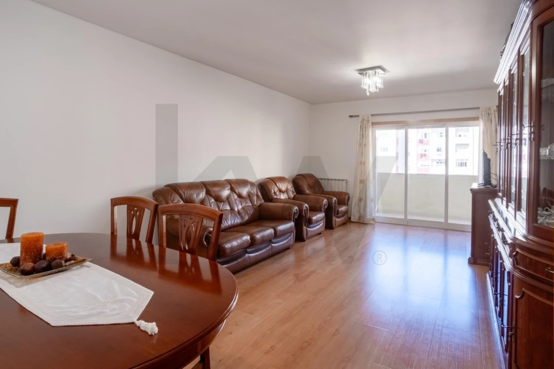 Apartamento T3 para Venda em Póvoa de Santa Iria e Forte da Casa Foto 24