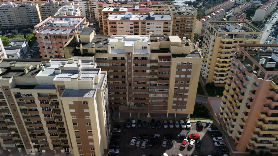 Apartamento T3 para Venda em Póvoa de Santa Iria e Forte da Casa Foto 46