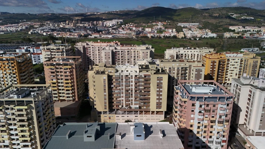 Apartamento T3 para Venda em Póvoa de Santa Iria e Forte da Casa Foto 37
