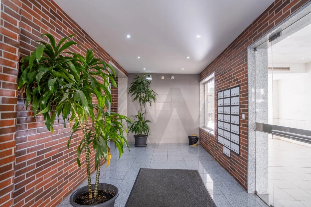 Apartamento T3 para Venda em Póvoa de Santa Iria e Forte da Casa Foto 29