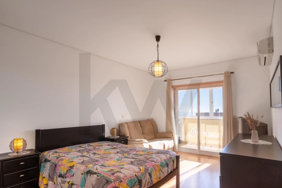 Apartamento T3 para Venda em Póvoa de Santa Iria e Forte da Casa Foto 18