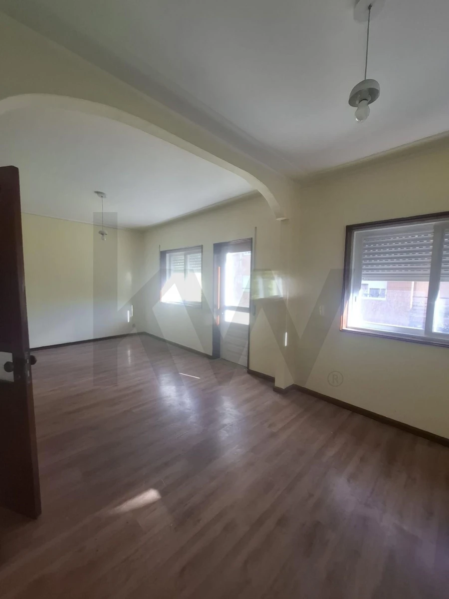 Apartamento T2 para Arrendamento em Santa Marinha e São Pedro da Afurada