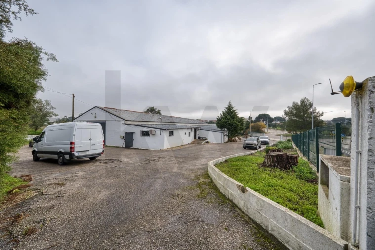 Armazém para Arrendamento em Romeira e Várzea Foto 27