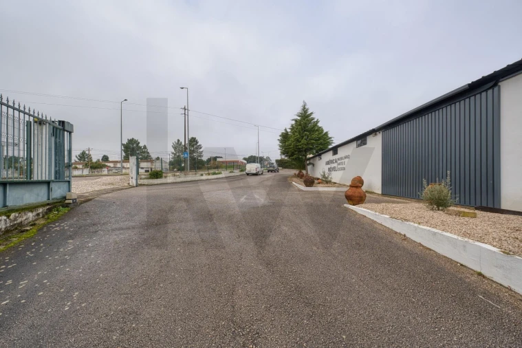 Armazém para Arrendamento em Romeira e Várzea Foto 37