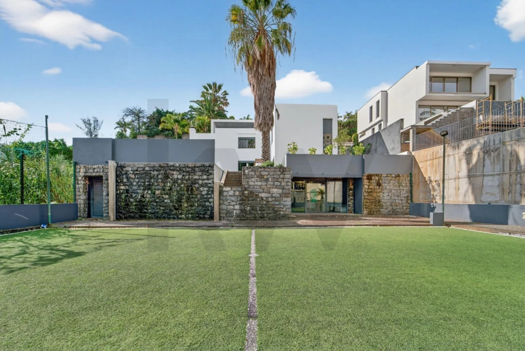 Moradia T4 para Venda em São Martinho Foto 5