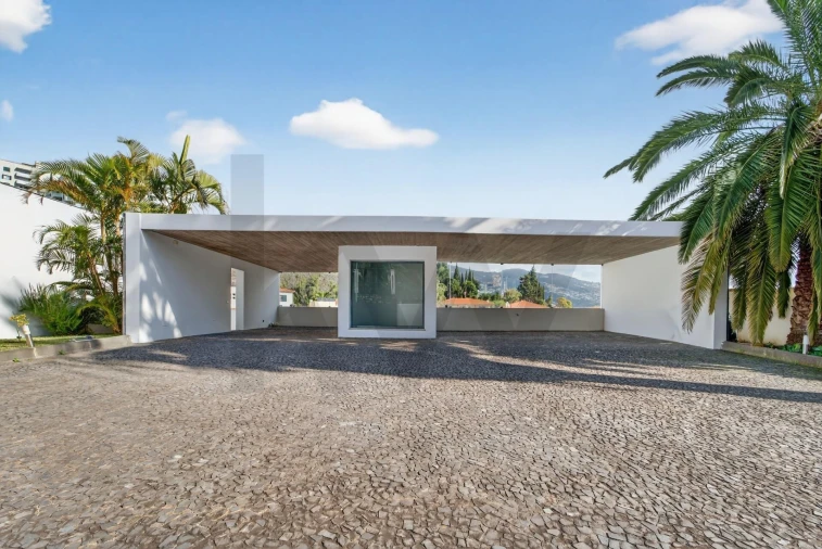 Moradia T4 para Venda em São Martinho Foto 43