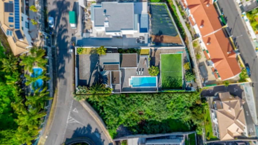 Moradia T4 para Venda em São Martinho Foto 6