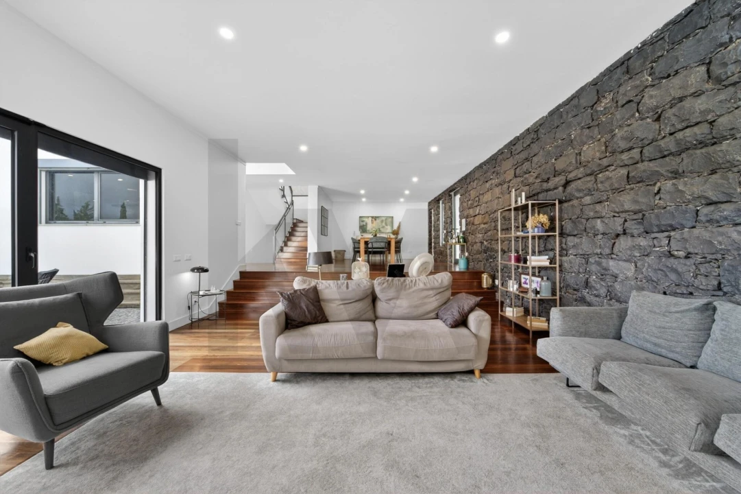 Moradia T4 para Venda em São Martinho Foto 37