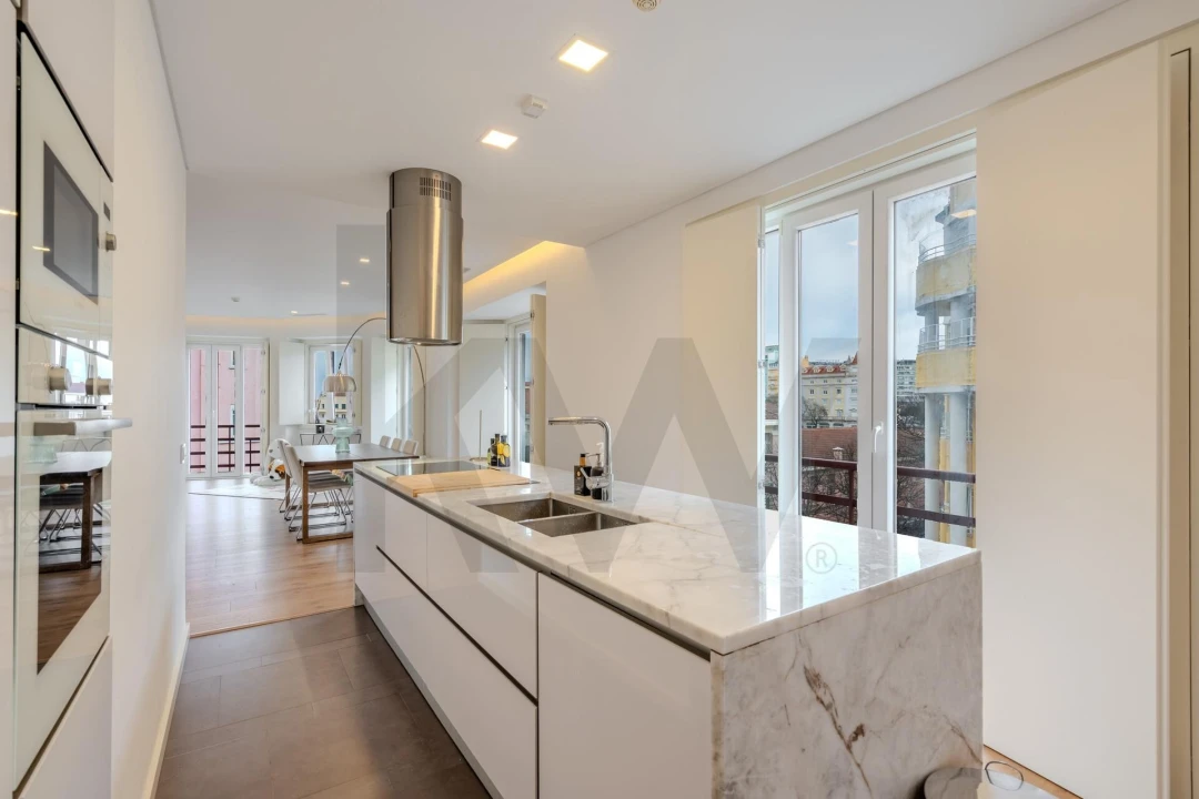 Apartamento T3 para Venda em Avenidas Novas Foto 11