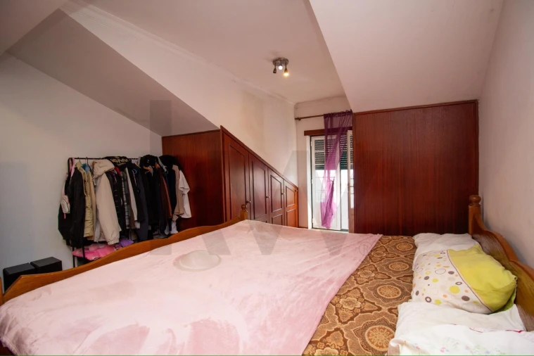 Apartamento T2 para Venda em Almeirim Foto 4