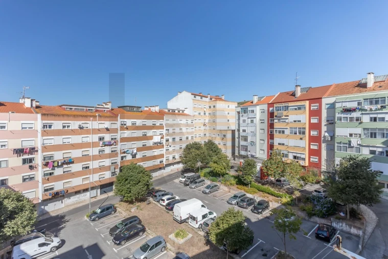 Apartamento T2 para Venda em Mina de Água Foto 5