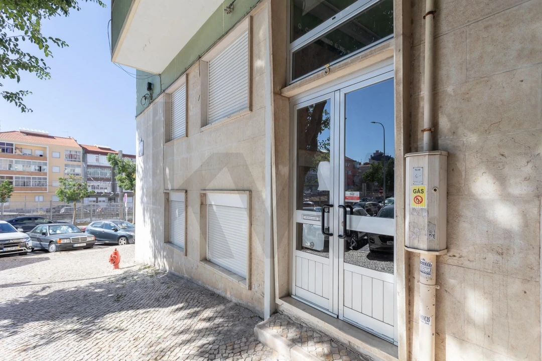 Apartamento T2 para Venda em Mina de Água Foto 23