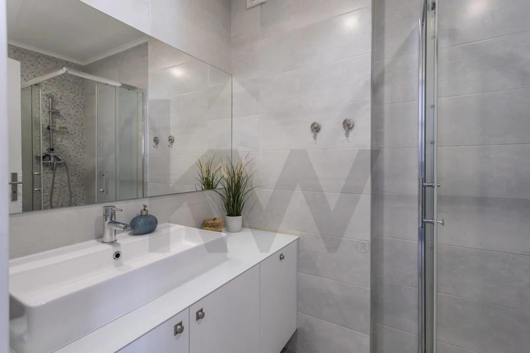 Apartamento T2 para Venda em Mina de Água Foto 19