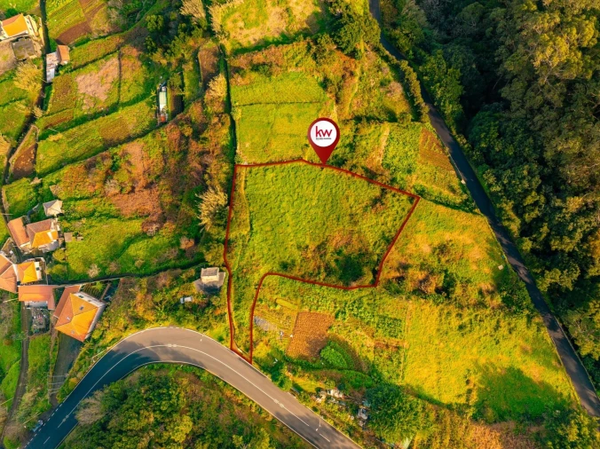 Terreno para Venda em Ribeira da Janela Foto 5