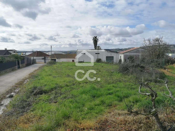 Terreno para Venda em Roliça