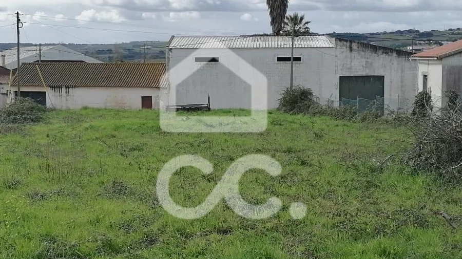 Terreno para Venda em Roliça