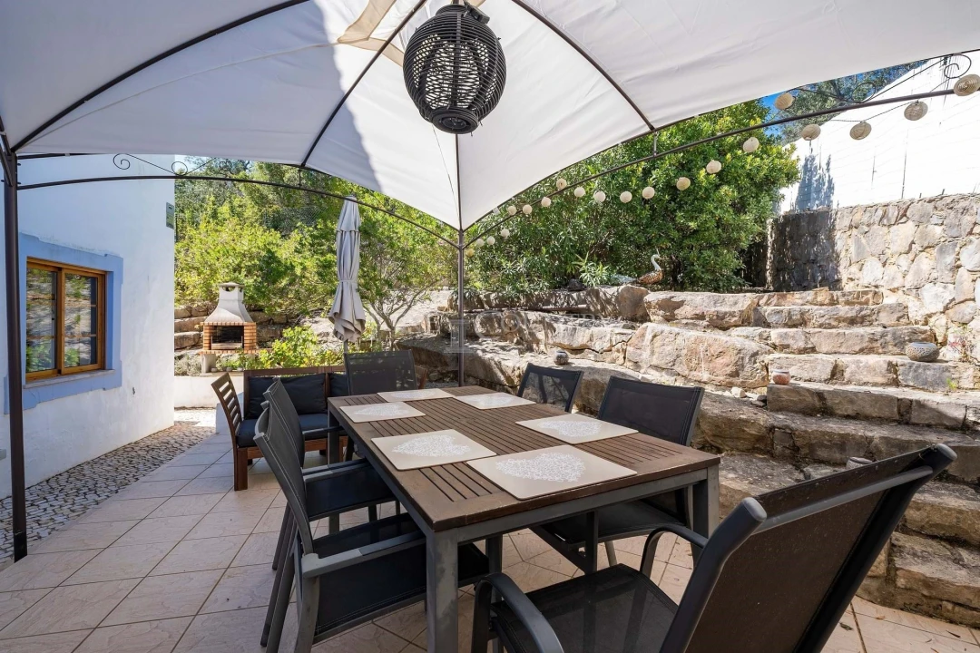 Moradia T3 para Venda em Santa Barbara de Nexe Foto 28