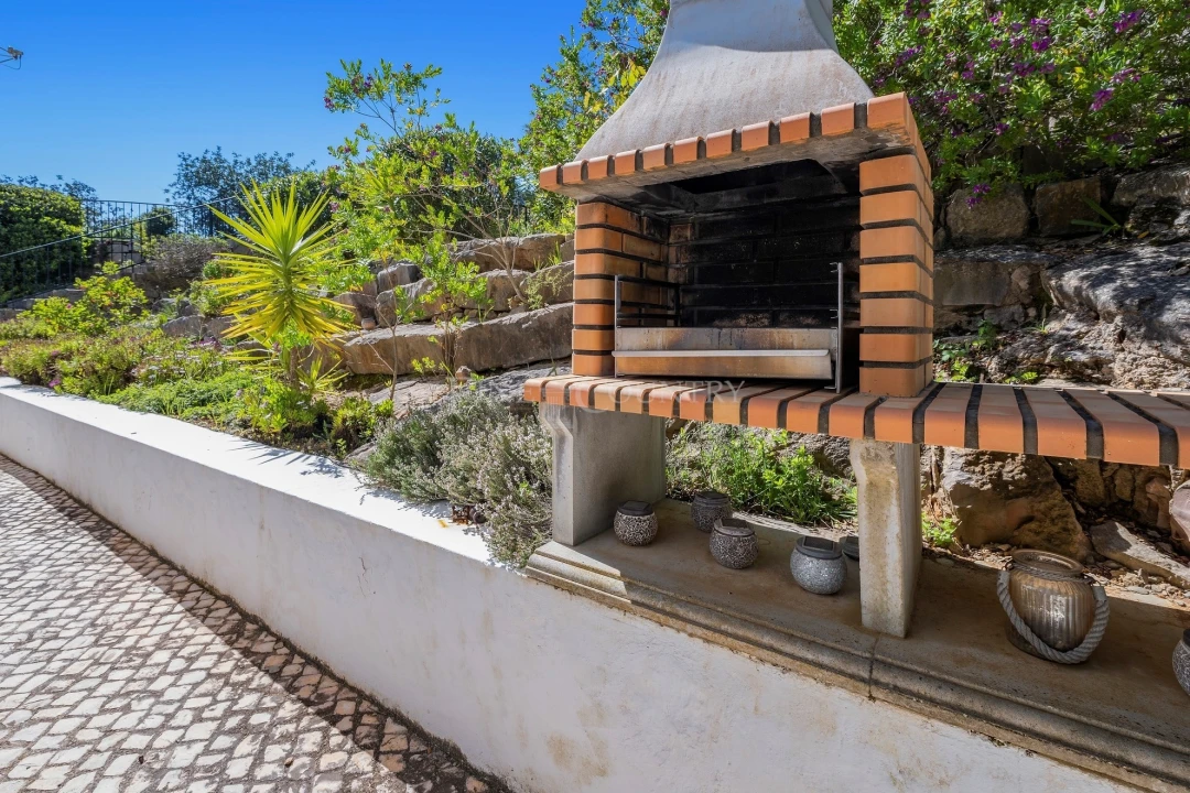 Moradia T3 para Venda em Santa Barbara de Nexe Foto 38