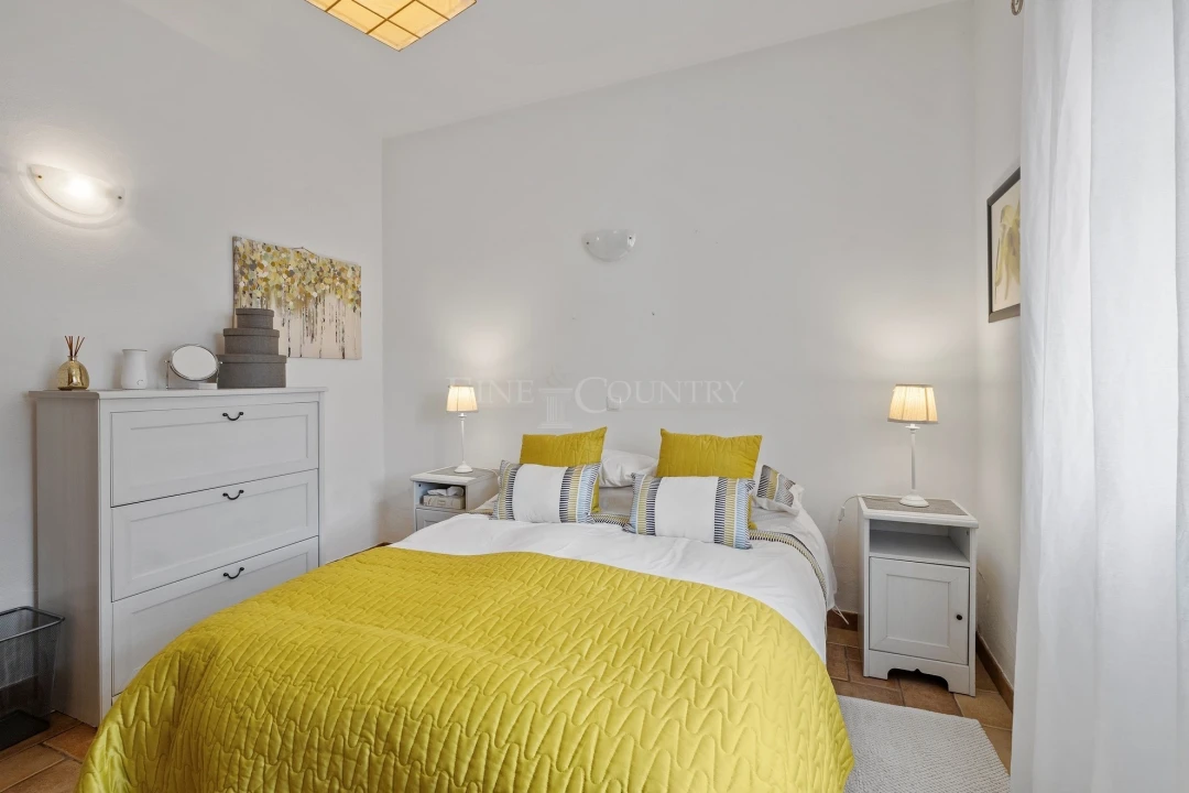 Moradia T3 para Venda em Santa Barbara de Nexe Foto 17