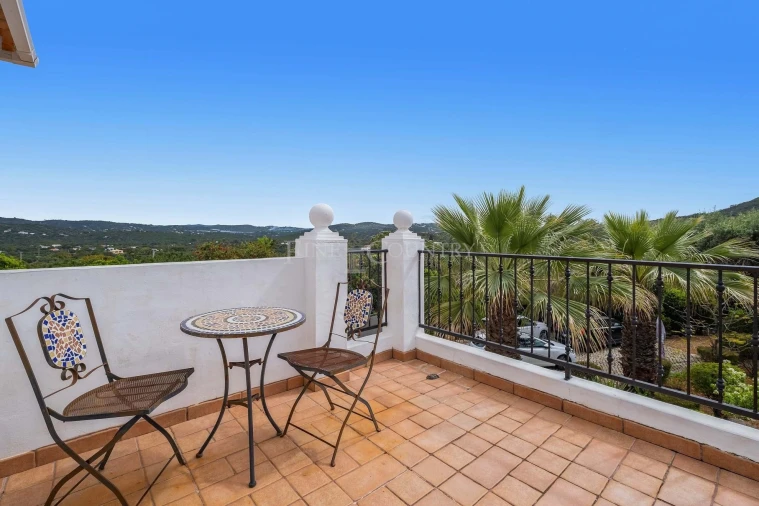 Moradia T3 para Venda em Santa Barbara de Nexe Foto 50