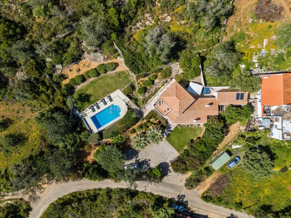 Moradia T3 para Venda em Santa Barbara de Nexe Foto 56