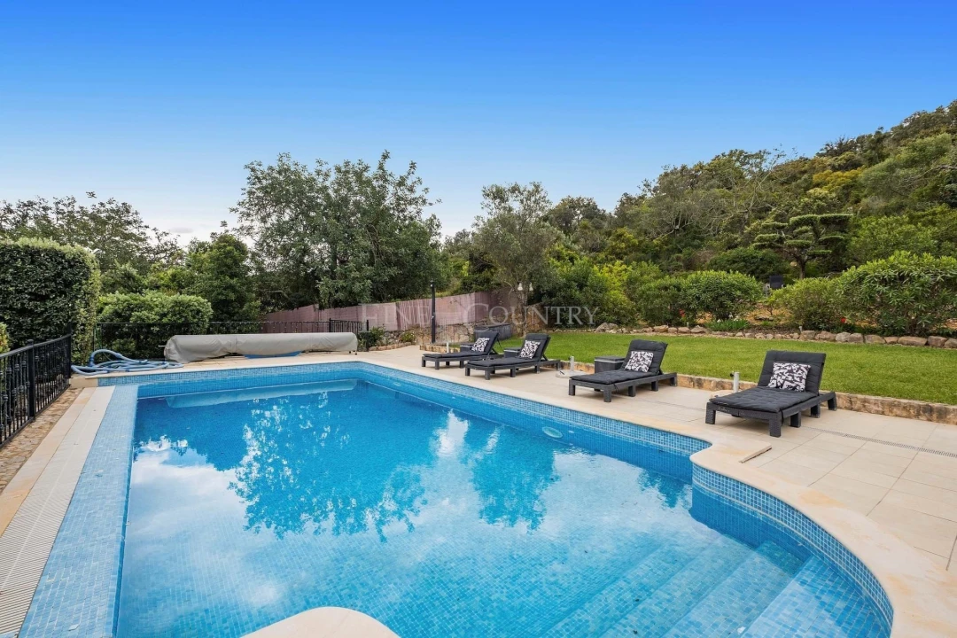 Moradia T3 para Venda em Santa Barbara de Nexe Foto 29