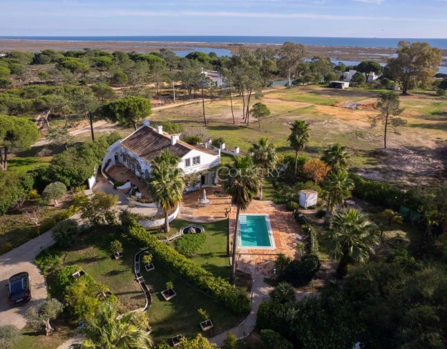 Moradia T4 para Venda em Conceição e Cabanas de Tavira Foto 1