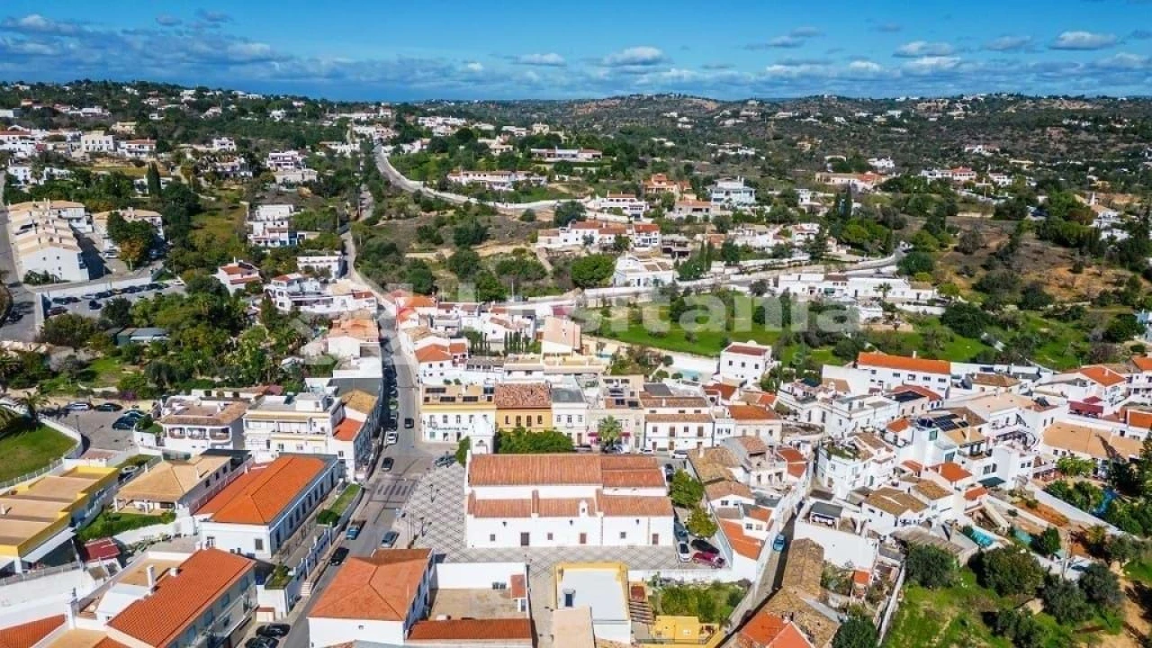 Moradia T2 para Venda em Boliqueime Foto 1